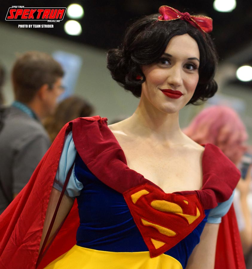 One more shot of the Supergirl/Snow White mash-up