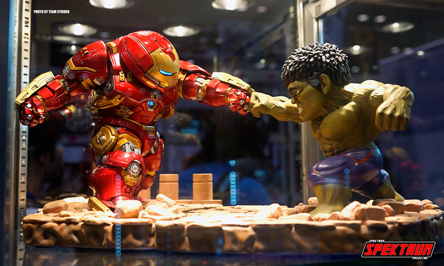 Gotta show that Marvel love. Check out this awesome statue display